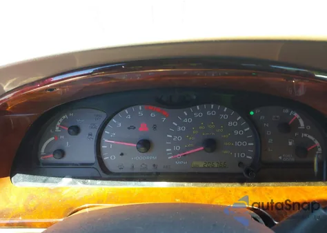 2004 Toyota Sequoia Sr5 V8 from USA, damaged, VIN 5TDZT34A04S211477